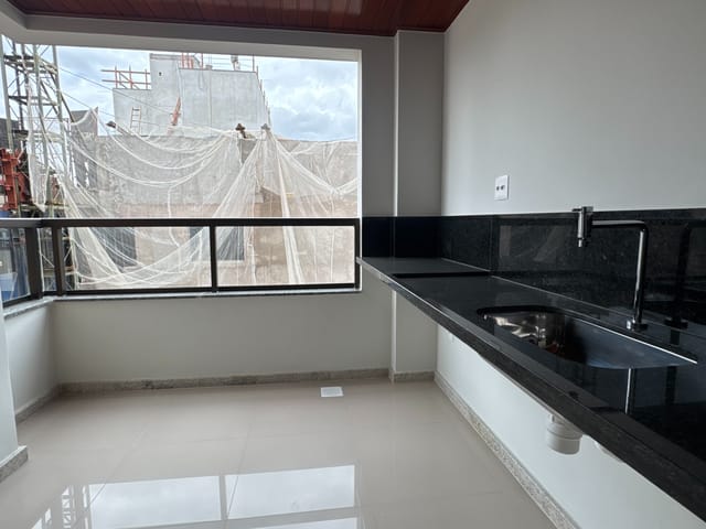 Apartamento 2 quartos e 2 banheiros, à venda, no bairro São Mateus em Juiz de Fora