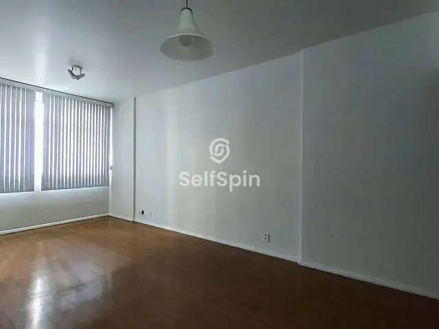 Apartamento 2 quartos e 2 banheiros, para alugar, no bairro Icaraí em Niterói