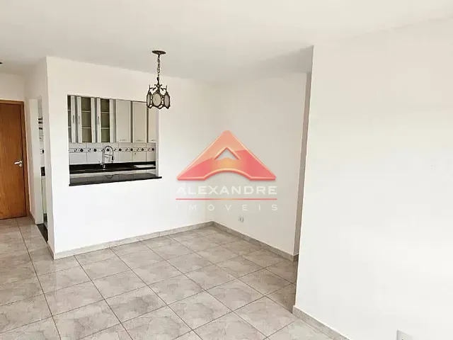 Apartamento com 76m² 3 quartos e 1 banheiro, para alugar, no bairro Vila Industrial em São José dos Campos