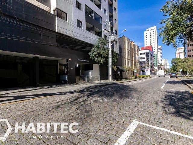 Apartamento 1 quarto e 1 banheiro, à venda, no bairro Centro em Curitiba