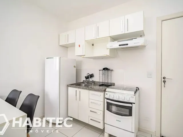 Apartamento 1 quarto e 1 banheiro, à venda, no bairro Centro em Curitiba