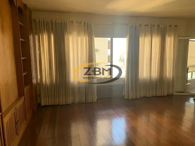 Apartamento com 308m² 4 quartos e 4 banheiros, à venda, no bairro Centro em Londrina