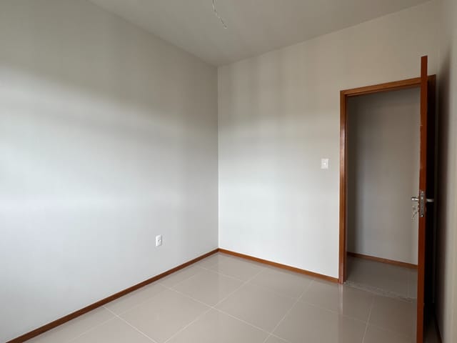 Apartamento 2 quartos e 1 banheiro, à venda, no bairro São Mateus em Juiz de Fora