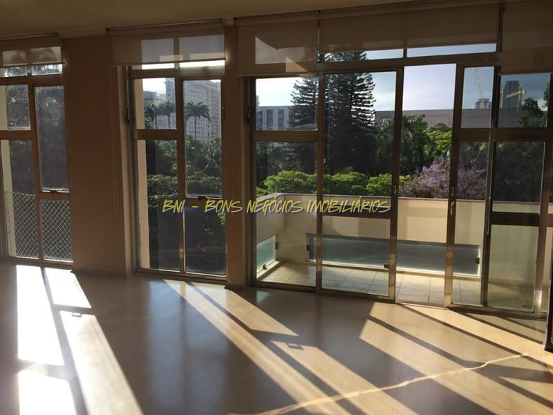 Apartamento, 3 quartos, 160 m² - Foto 1