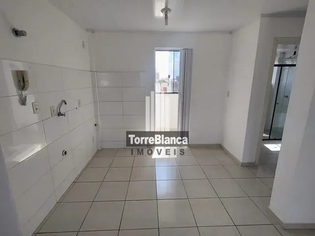 Apartamento com 72m² 2 quartos e 1 banheiro, para alugar, no bairro Centro em Ponta Grossa