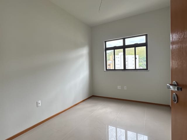 Apartamento 2 quartos e 1 banheiro, à venda, no bairro São Mateus em Juiz de Fora