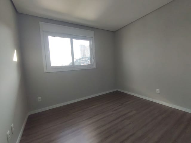 Apartamento 3 quartos e 1 banheiro, à venda, no bairro Nossa Senhora de Lourdes em Caxias do Sul