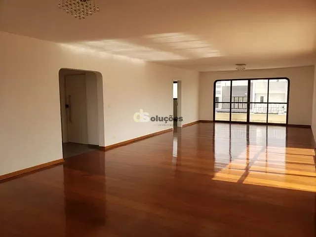 Cobertura / Penthouse com 647m² 6 quartos e 7 banheiros, à venda ou para alugar, no bairro Santo Amaro em São Paulo