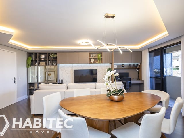 Apartamento 3 quartos e 2 banheiros, à venda, no bairro Água Verde em Curitiba