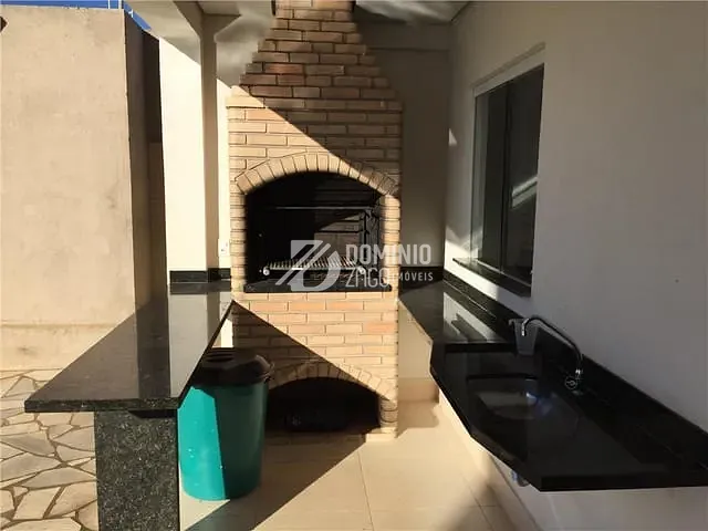 Apartamento 3 quartos e 2 banheiros, para alugar, no bairro Mercês em Uberaba