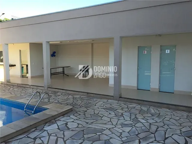 Apartamento 3 quartos e 2 banheiros, para alugar, no bairro Mercês em Uberaba