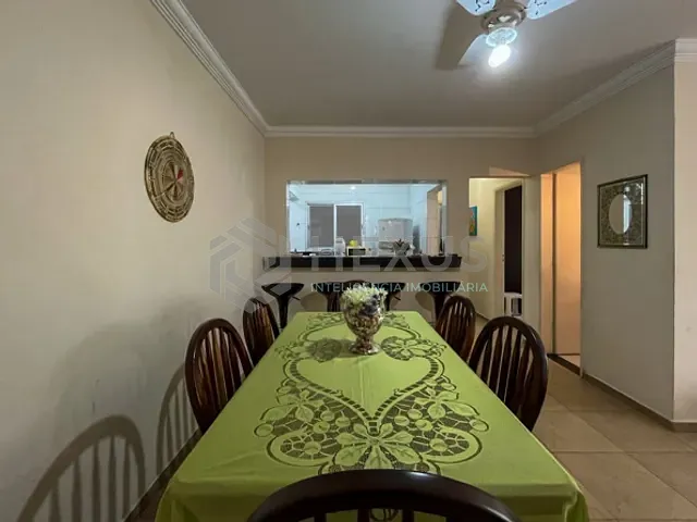Apartamento 2 quartos e 2 banheiros, à venda, no bairro Pitangueiras em Guarujá