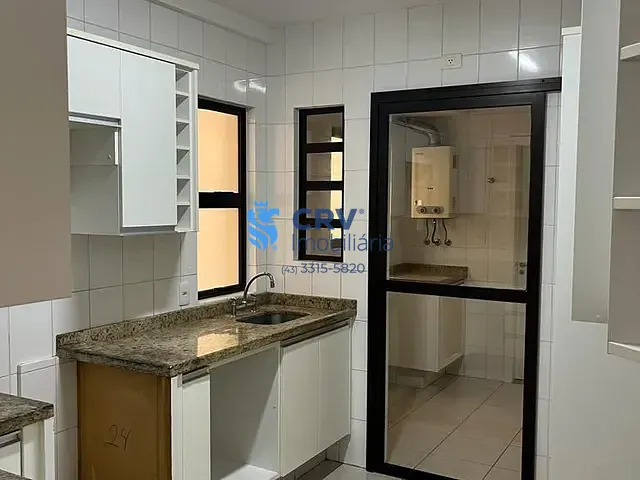 Apartamento com 105m² 3 quartos e 4 banheiros, à venda ou para alugar, no bairro Centro em Londrina