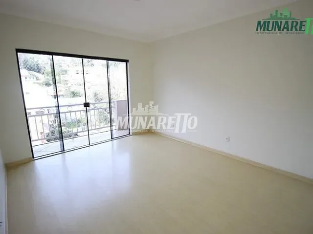 Apartamento com 80m² 3 quartos e 1 banheiro, à venda, no bairro São Miguel em Concórdia