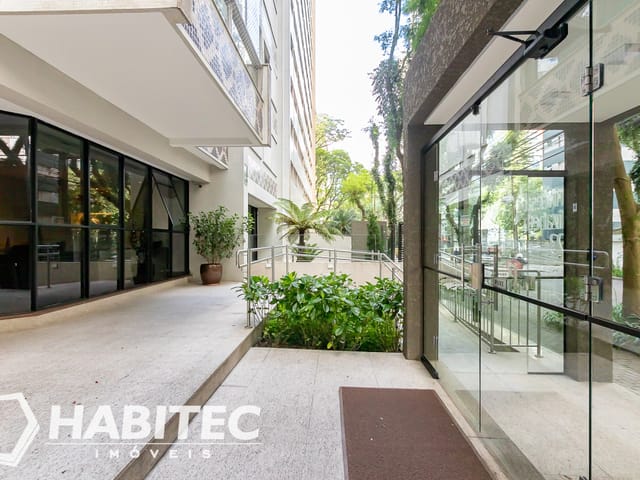 Apartamento 4 quartos e 4 banheiros, à venda, no bairro Água Verde em Curitiba