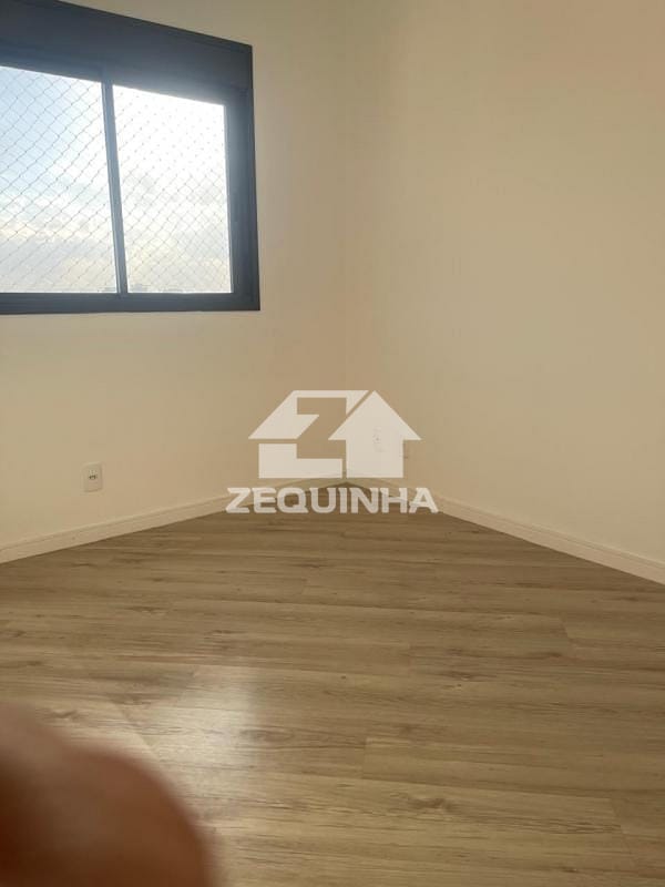 Apartamento para alugar com 3 quartos, 76m² - Foto 13