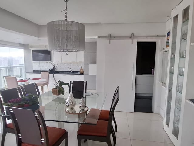 Apartamento com 186m² 3 quartos e 5 banheiros, à venda, no bairro Vila Suzana em São Paulo