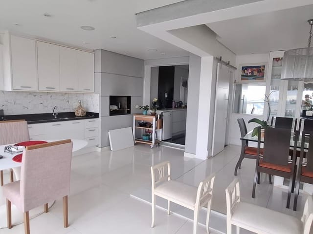 Apartamento com 186m² 3 quartos e 5 banheiros, à venda, no bairro Vila Suzana em São Paulo