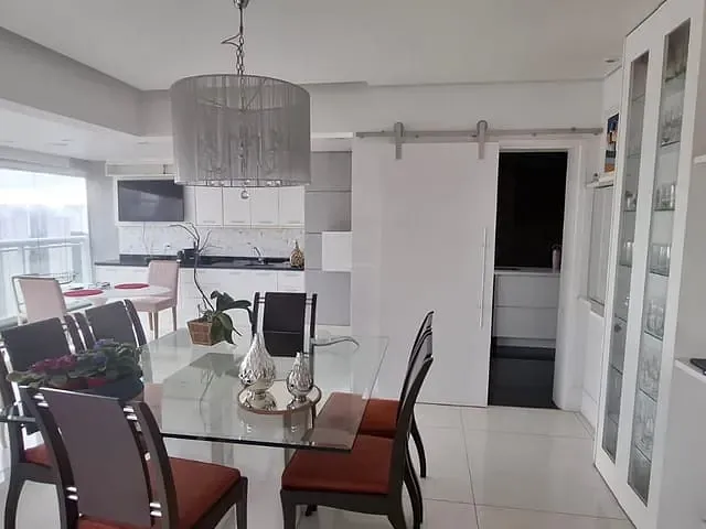 Apartamento com 186m² 3 quartos e 5 banheiros, à venda, no bairro Vila Suzana em São Paulo