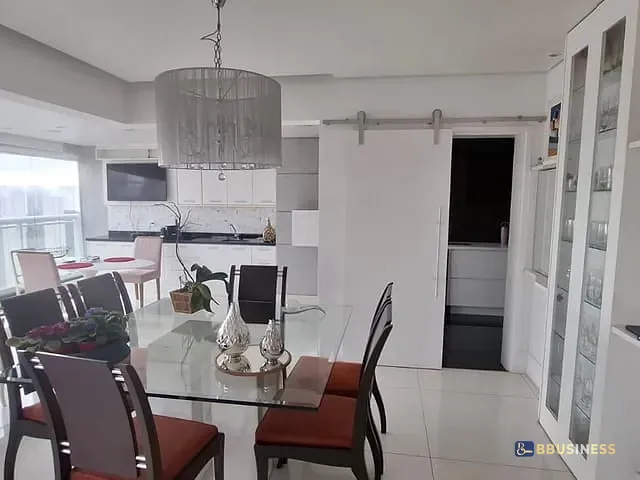 Apartamento com 186m² 3 quartos e 5 banheiros, à venda, no bairro Vila Suzana em São Paulo