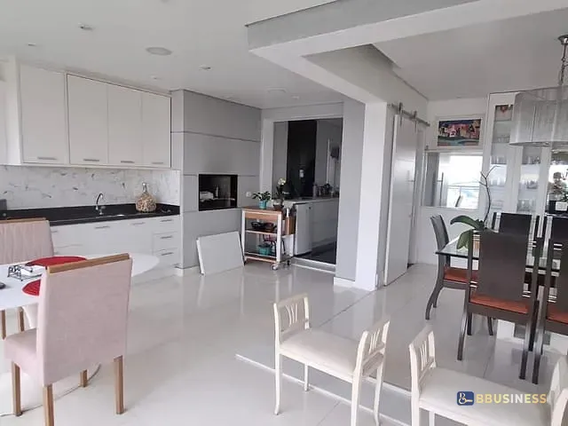 Apartamento com 186m² 3 quartos e 5 banheiros, à venda, no bairro Vila Suzana em São Paulo