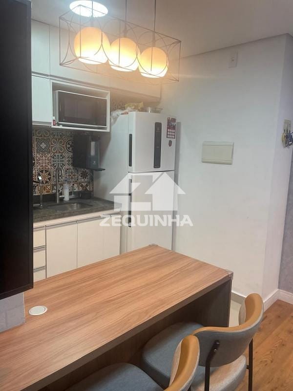 Apartamento para alugar com 2 quartos, 48m² - Foto 4