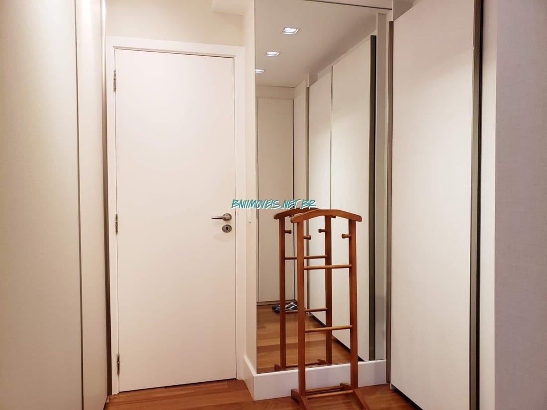 Apartamento, 3 quartos, 156 m² - Foto 2