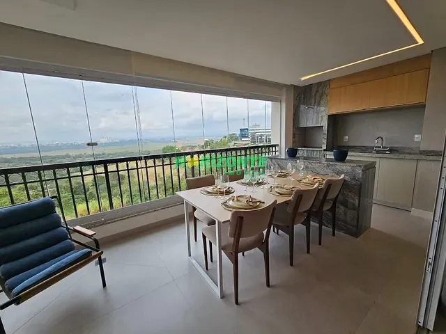 Apartamento com 202m² 3 quartos e 3 banheiros, à venda, no bairro Urbanova em São José dos Campos
