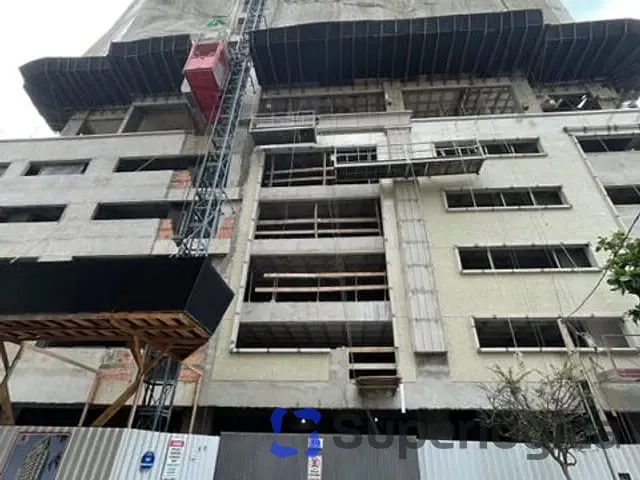 Apartamento com 280m² 4 quartos e 5 banheiros, à venda, no bairro Centro em Balneário Camboriú