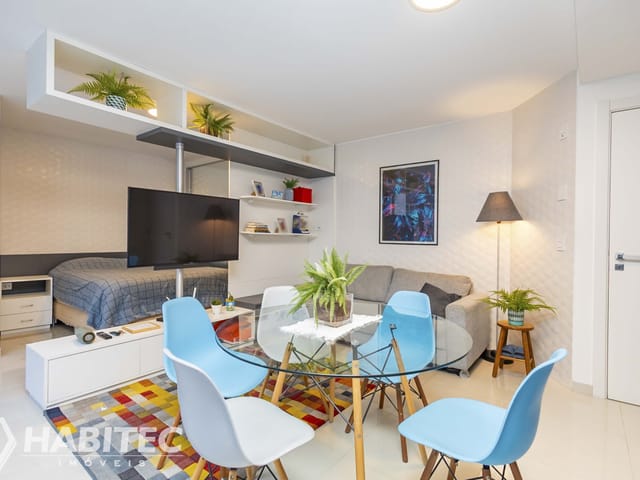 Apartamento 1 quarto e 1 banheiro, à venda, no bairro Alto da Rua XV em Curitiba