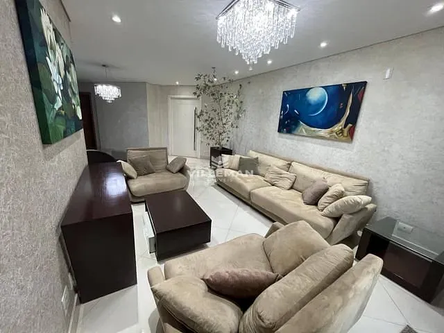 Apartamento com 377m² 4 quartos e 4 banheiros, à venda, no bairro Zona 01 em Maringá