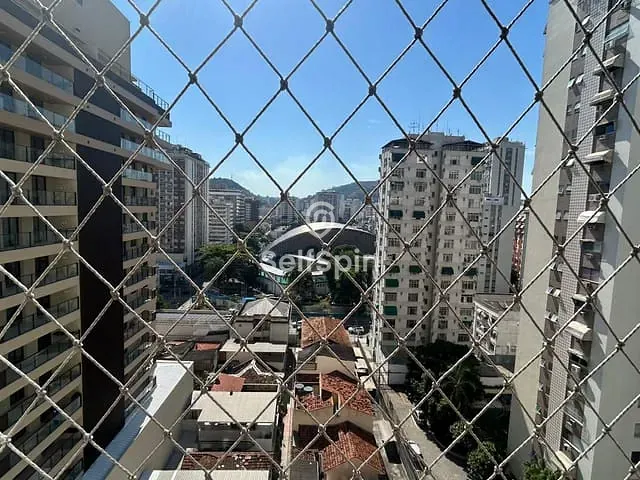 Apartamento com 110m² 3 quartos e 1 banheiro, para alugar, no bairro Icaraí em Niterói