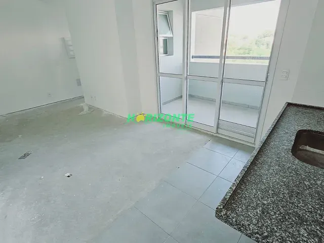 Apartamento com 56m² 2 quartos e 2 banheiros, à venda, no bairro Vila Industrial em São José dos Campos