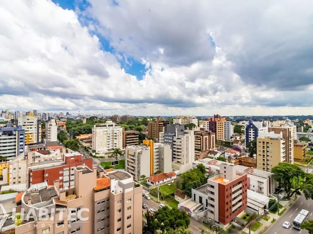 Apartamento 3 quartos e 3 banheiros, à venda, no bairro Champagnat em Curitiba