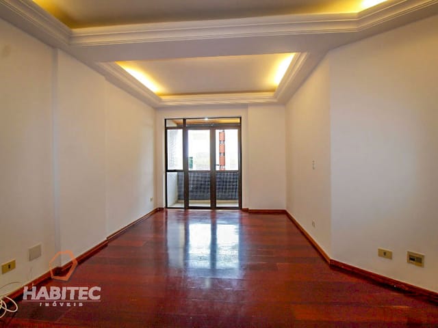 Apartamento 4 quartos e 2 banheiros, à venda, no bairro Jardim Botânico em Curitiba