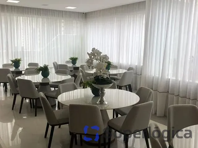 Apartamento 4 quartos e 4 banheiros, à venda, no bairro Centro em Balneário Camboriú