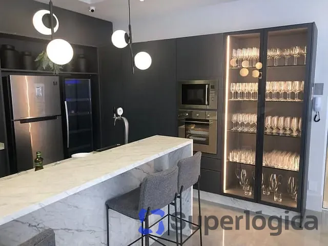 Apartamento 4 quartos e 4 banheiros, à venda, no bairro Centro em Balneário Camboriú