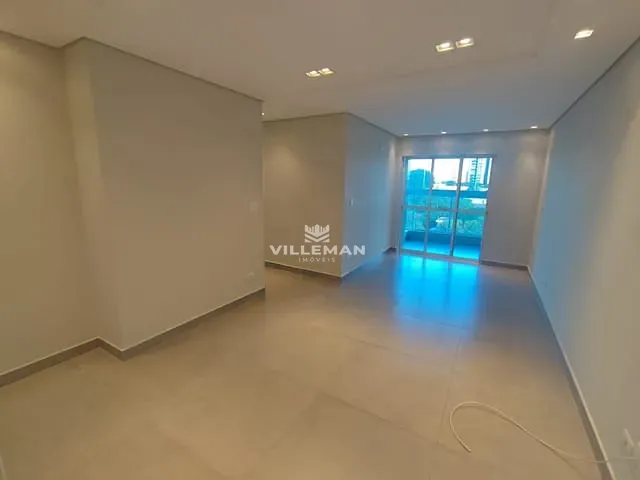 Apartamento com 89m² 2 quartos e 2 banheiros, para alugar, no bairro Zona 07 em Maringá