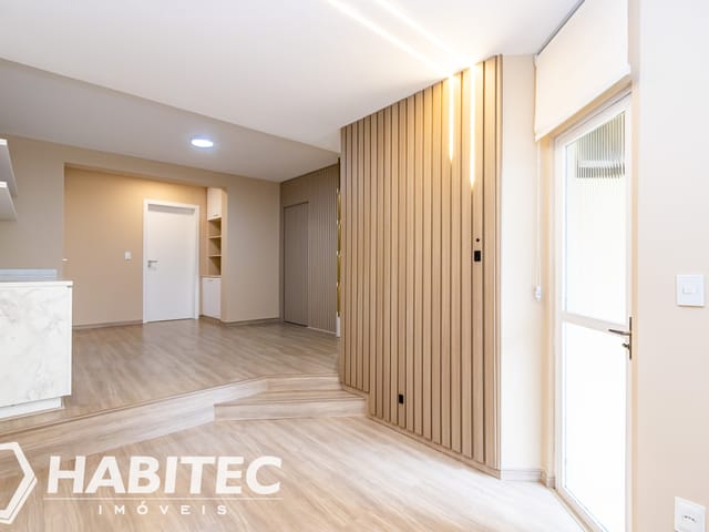 Apartamento 3 quartos e 2 banheiros, para alugar, no bairro Cristo Rei em Curitiba