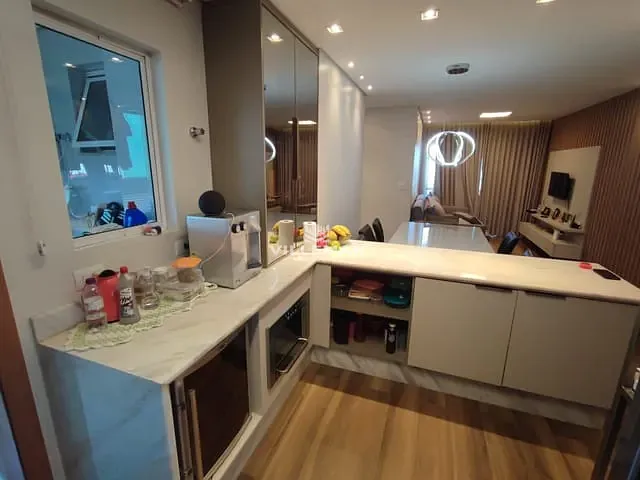 Apartamento com 120m² 2 quartos e 2 banheiros, para alugar, no bairro Zona 07 em Maringá