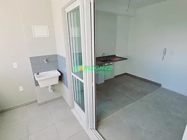 Apartamento com 56m² 2 quartos e 2 banheiros, à venda, no bairro Vila Industrial em São José dos Campos