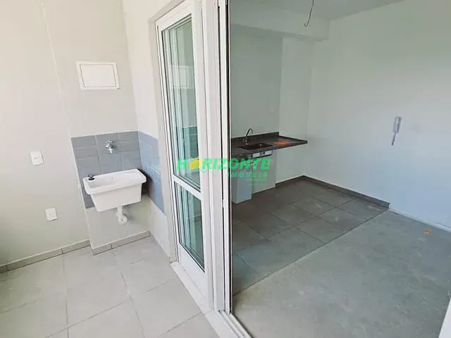 Apartamento com 56m² 2 quartos e 2 banheiros, à venda, no bairro Vila Industrial em São José dos Campos