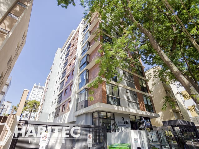 Apartamento 1 quarto e 1 banheiro, para alugar, no bairro Mercês em Curitiba