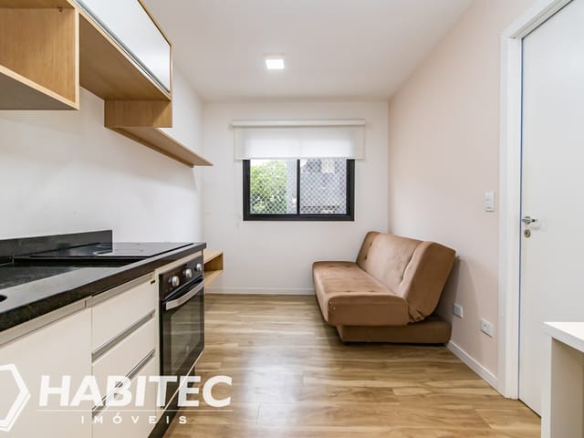 Apartamento 1 quarto e 1 banheiro, para alugar, no bairro Mercês em Curitiba