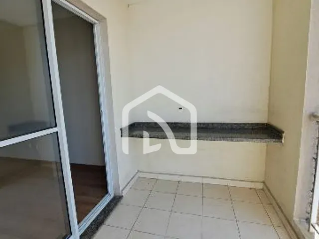 Apartamento com 79m² 3 quartos e 2 banheiros, à venda, no bairro Jardim Tupanci em Barueri