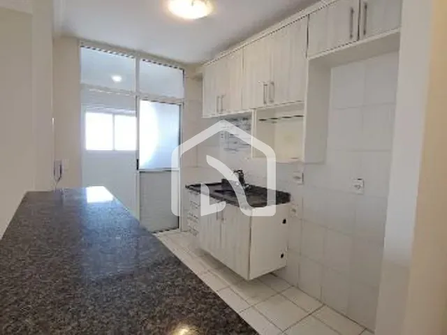 Apartamento com 79m² 3 quartos e 2 banheiros, à venda, no bairro Jardim Tupanci em Barueri