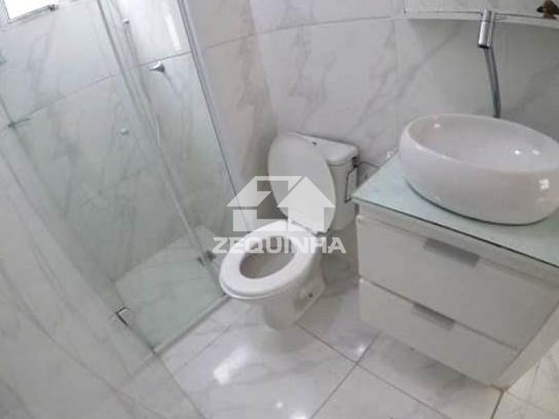 Apartamento para alugar com 2 quartos, 42m² - Foto 2