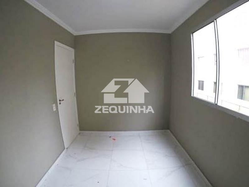 Apartamento para alugar com 2 quartos, 42m² - Foto 5