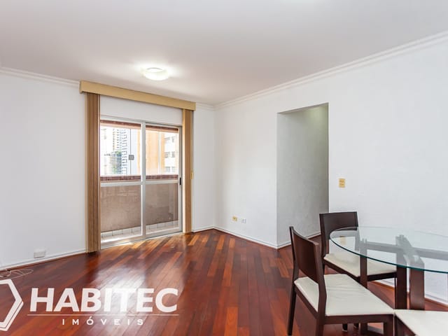 Apartamento 2 quartos e 2 banheiros, para alugar, no bairro Juvevê em Curitiba