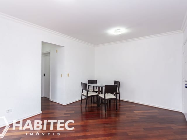 Apartamento 2 quartos e 2 banheiros, para alugar, no bairro Juvevê em Curitiba
